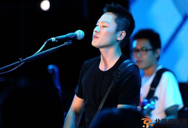 揭梁博个人资料微博 梁博复出最新消息歌曲私奔受关注