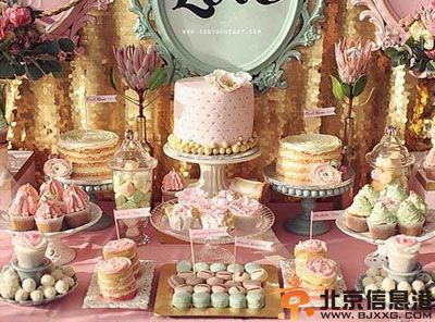 创意婚礼蛋糕图片欣赏 推荐超甜蜜蛋糕让你们幸福甜腻到永远