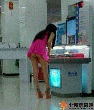搞笑图片这画面太美 无法独自欣赏
