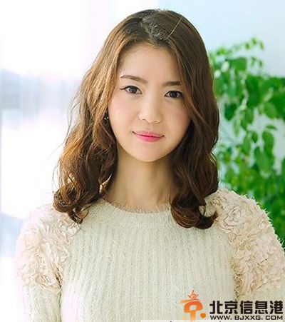 盘点2014最新短发蛋卷头发型图片 打造甜美女神范儿