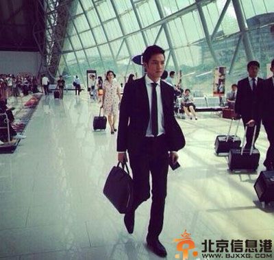 何以笙箫默最新剧照定妆照曝光 钟汉良唐嫣谈恋爱