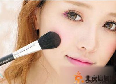 糖果妆怎么画步骤图解 教你打造可爱糖果妆容