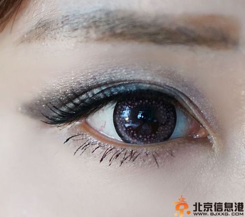 韩式烟熏妆教程图解 教你快速打造韩式眼妆