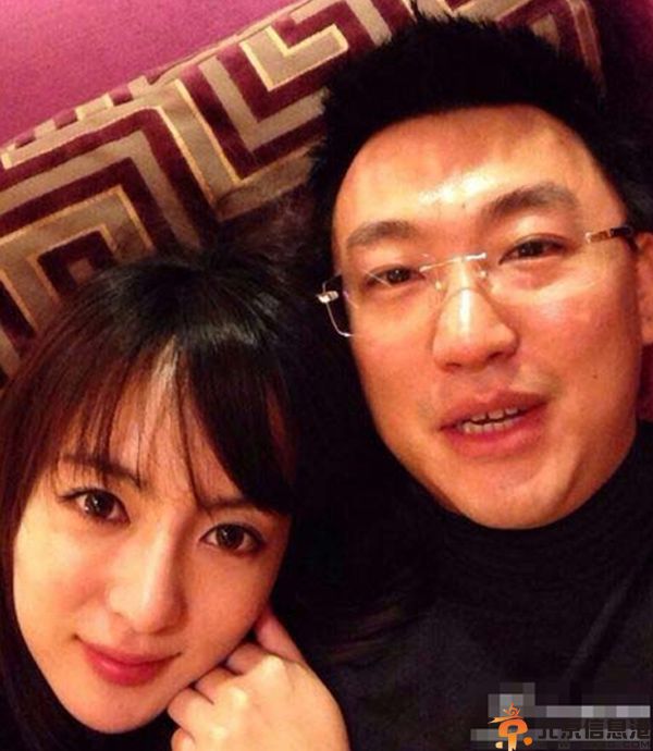 制片人高建文老婆是谁 与李蜜隐婚揭其个人资料家庭背景
