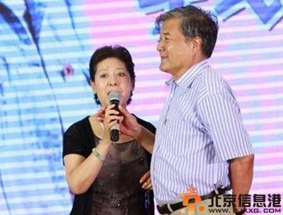 关牧村再婚丈夫江泓资料简介照片 与前夫王星军离婚原因受关注