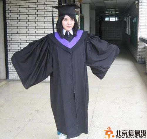 郭采洁毕业照微博曝光 曾被整容个人资料成焦点