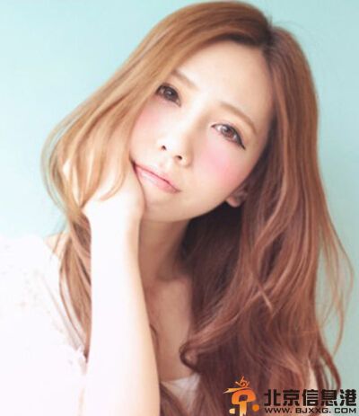 秋冬流行韩式发型图片欣赏 甜美十足