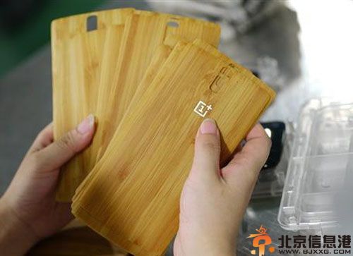 刘作虎微博爆粗口个人资料 小米4发布会与一加手机撞衫
