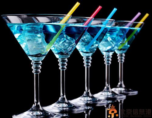 如何调制鸡尾酒 各种鸡尾酒的材料及制法大全