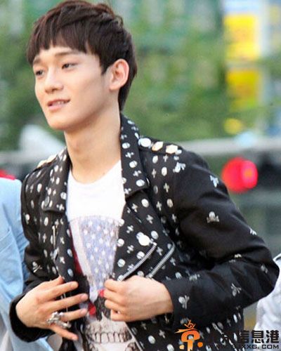 EXO金钟大的女朋友及资料家境 其整容照片及哥哥金钟德受关注