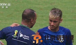 内马尔唱国歌再落泪 科比卡福再现世界杯现场