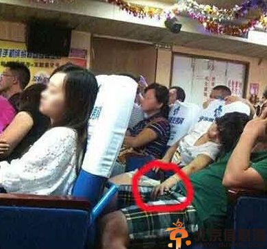 亮点图养成的习惯真麻烦 妹纸告诉你雪糕的新用途