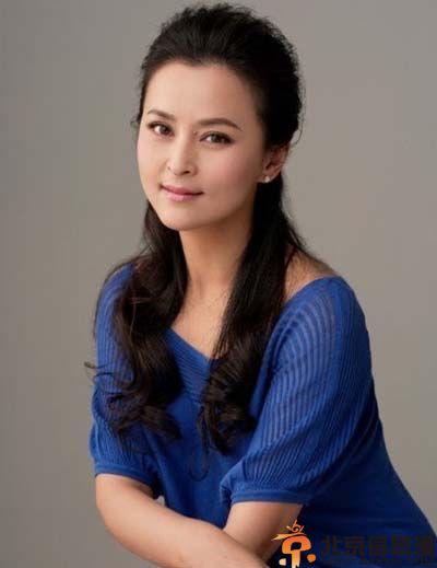 何音再婚老公是谁揭个人资料近况 曝何音黄志忠为何离婚