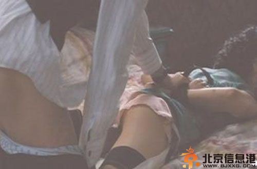 汤唯否认怀孕订婚后首亮相拍肚子 不照雅照片全集再翻出