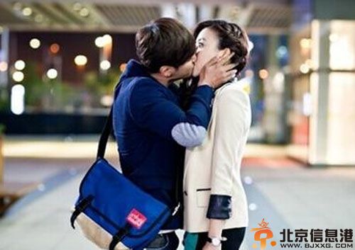 揭演员毛俊杰三级床戏吻戏比基尼 其老公是谁资料微博照片引关注