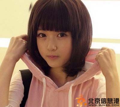 女生圆脸短发发型图片推荐 拯救圆脸MM大脸困扰