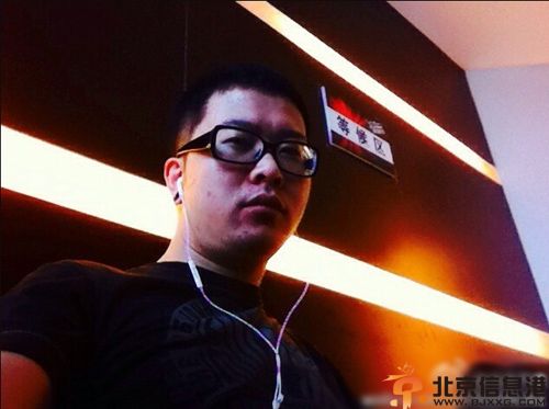 中国好声音于勃微博个人资料 歌曲飞机场的十点半受好评