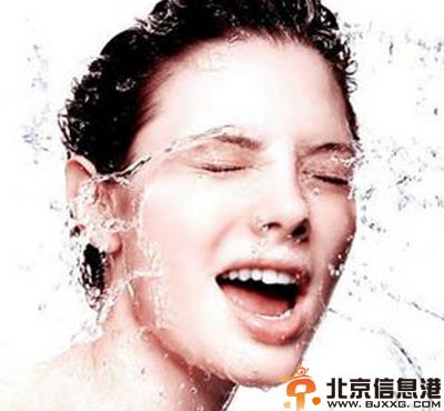 干性皮肤护肤品排行揭秘 教你干性肌肤怎么补水保湿