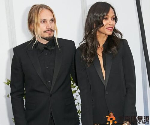 佐伊索尔达娜个人资料老公是谁引关注 被爆已怀孕三个月