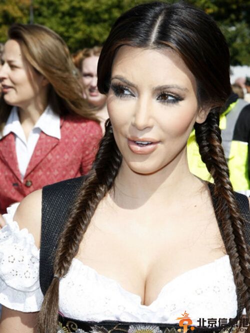 卡戴珊情史令人咂舌结婚58天被抛弃 揭金·卡戴珊结过几次婚