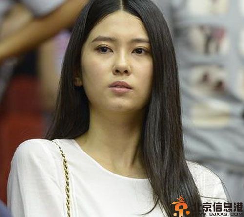 刘晓宇女友钟鹿纯微博个人资料 比赛现场钟鹿纯被赞