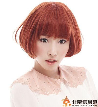 韩式短发烫发发型图片 甜美通勤的短发造型