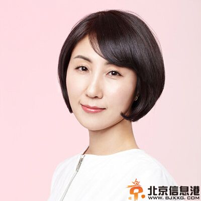 韩式短发烫发发型图片 甜美通勤的短发造型