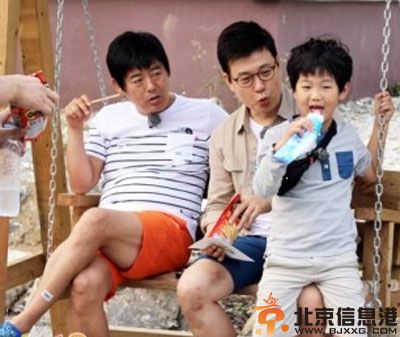 李钟赫儿子李俊秀个人资料 李俊秀近况妈妈照片受关注