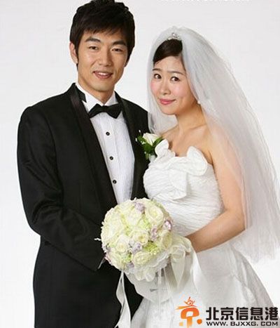 李钟赫儿子李俊秀个人资料 李俊秀近况妈妈照片受关注