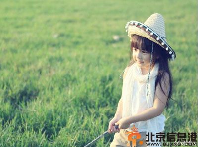 童星刘楚恬是混血儿吗 揭刘楚恬爸爸妈妈是谁及微博资料照片