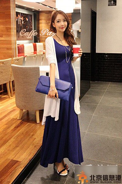 2014夏季新款连衣裙搭配法则 加上防晒衣轻松避免紫外线