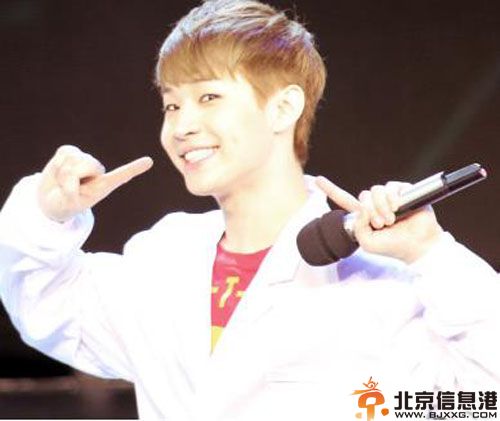 刘宪华henry真正的男人家庭背景 妹妹及女友照片曝光