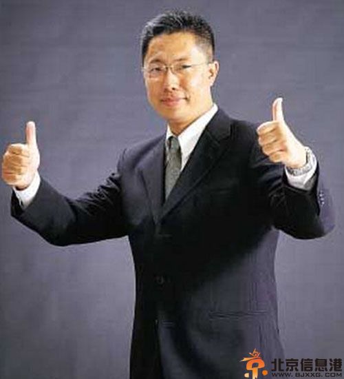 疯狂英语李阳皈依佛门师从释永信 出家法名延依揭其资料微博图片