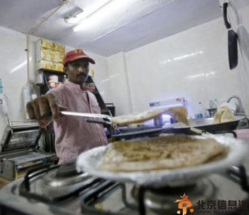 印度囚犯餐厅开业 餐厅员工是正在服刑的杀人犯