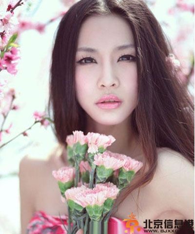 中长发直发发型图片推荐 打造清新甜美气质范儿
