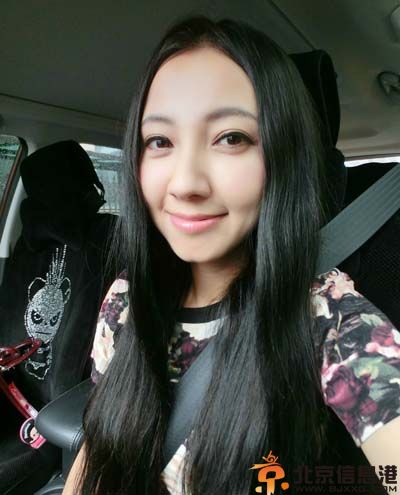 非诚勿扰17号闫雪松个人资料微博 傲人胸围曝海量私房照