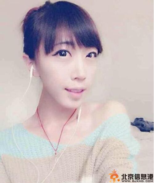 西安男大学生李渊扮女装照片走红 个人资料微博曝光