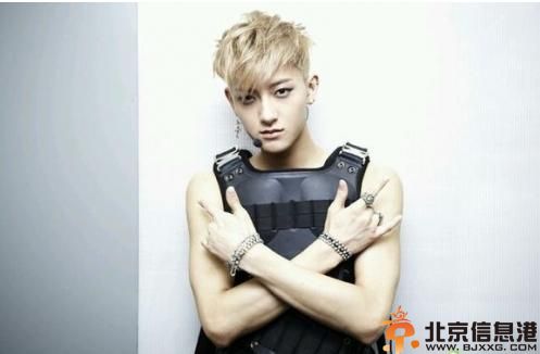 吴世勋整容前照片被爆 登上亚洲最丑的20个艺人名单