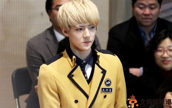 吴世勋整容前照片被爆 登上亚洲最丑的20个艺人名单