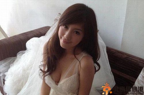 辜莞允ed2k种子浴照资料受关注 Nono自PO素颜裸身床照曝光