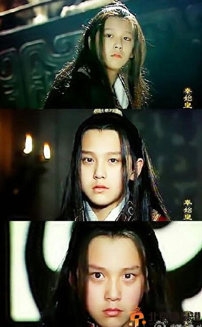 小秦始皇扮演者翁斐然资料 少年嬴政翁斐然近照现在的照片对比