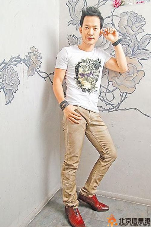 敖嘉年老婆是谁揭个人资料照片 传将与相恋十年女友Betty结婚