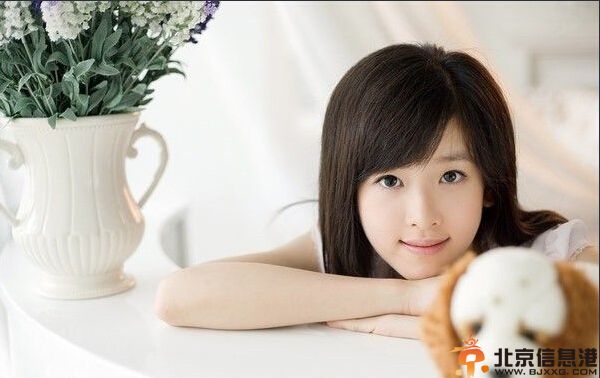 网曝奶茶妹妹出演左耳电影  奶茶妹妹简历个人资料曝光