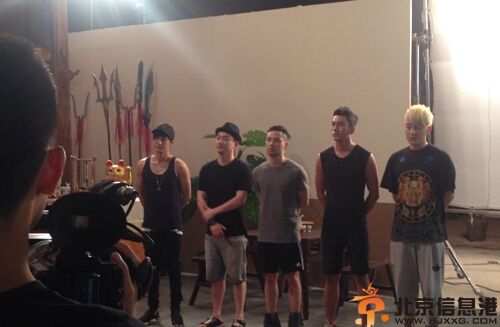 花样江湖电视剧芒果tv首部自制剧 湖南卫视我们都爱笑团队操刀