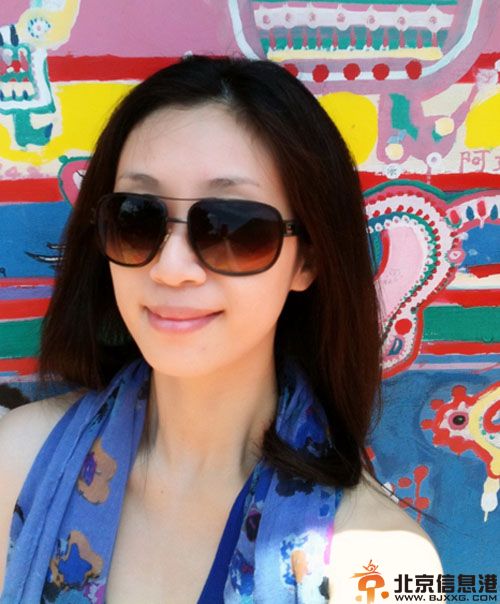 名模李蕙钧个人资料微博照片 低胸装搭地铁撞脸陈汉典图片