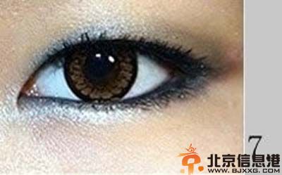 孙佳仁眼线画法步骤 教你怎样把单眼皮小眼睛变大