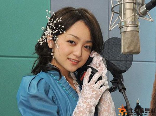 童星安达佑实三级片花宵道中剧照曝光 揭其个人资料全裸写真