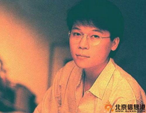台湾歌手洪荣宏为小三抛妻弃子 揭新欢徐俶蓉老婆陈施羽资料照片