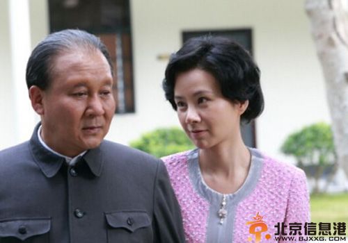 电视剧历史转折中的邓小平分集剧情介绍演员表1-48全集大结局
