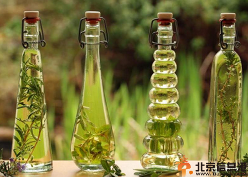 丰胸精油排行榜 简单几招拥有大胸器
